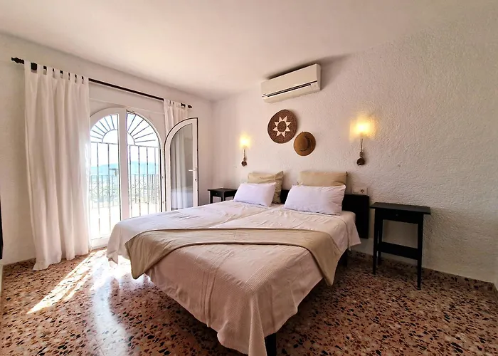 Perla Del Montgo Tatil Evi *