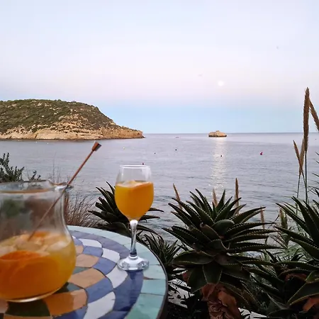 Perla Del Montgo