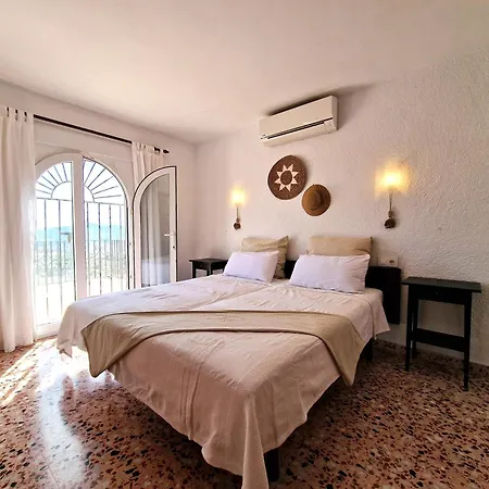 Perla Del Montgo Tatil Evi *